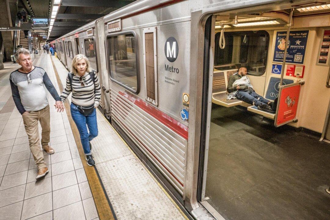 Crime, Drugs, and Homelessness Plague Los Angeles Metro Trains, Buses