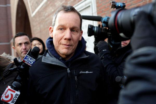 Charles Lieber leaves federal court after he was charged with lying about his alleged links to the Chinese regime, in Boston on Jan. 30, 2020. (Reuters/Katherine Taylor/File Photo)