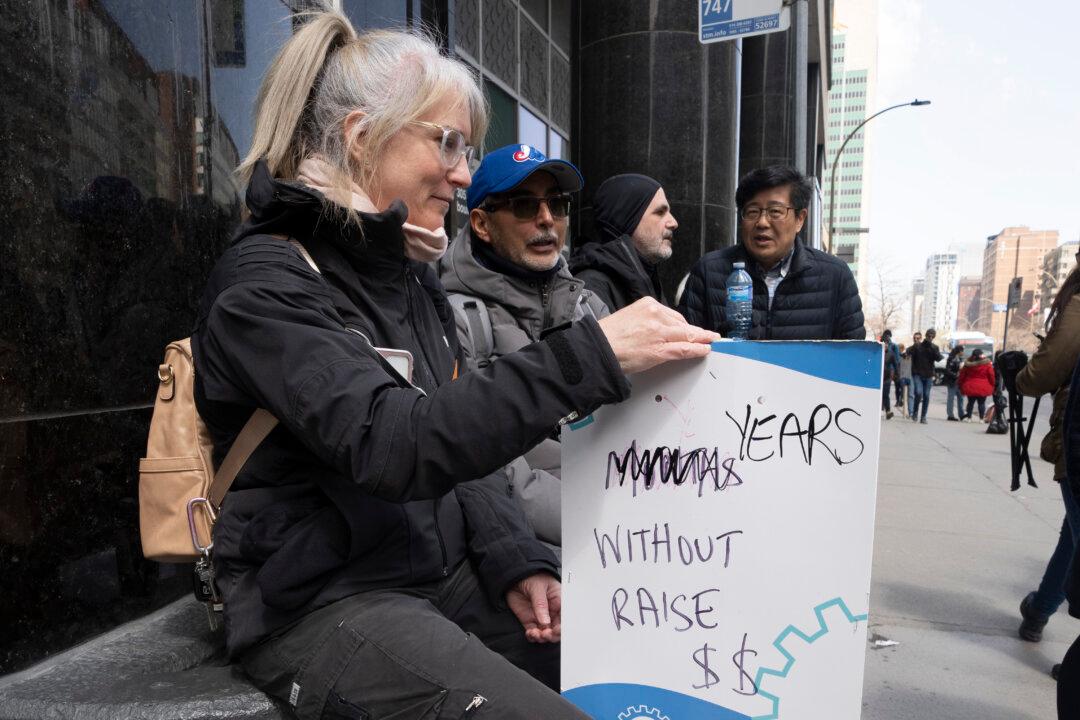 PSAC Strike Day 9: Workers Escalate Protests Nationwide