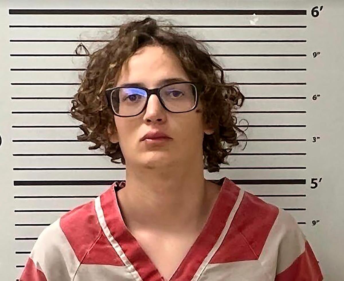 2 Killed, 4 Wounded in Mississippi Shooting; Man Arrested