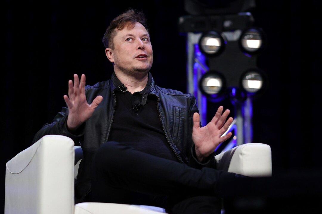 Musk Says COVID Shot ‘Almost Sent Me to Hospital,’ Says He'd Go to Prison Before Firing Workers for Refusing Jab
