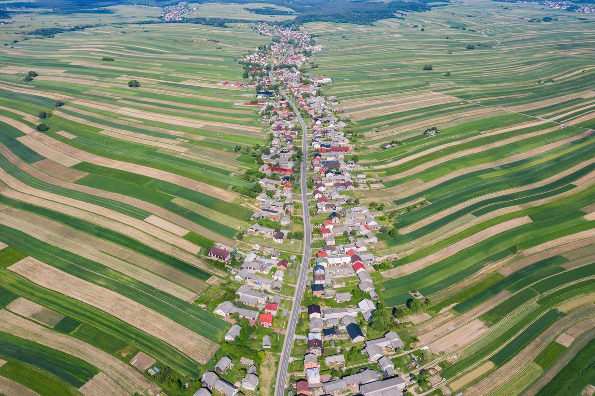 A dramatic aerial view of Sułoszowa, Poland. (Chawranphoto/Shutterstock)