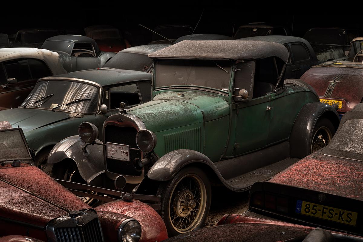 An assortment of classic cars with a Ford A Roadster 1929 in view, which will start bidding at 1,000 euros. (Courtesy of <a href="https://www.facebook.com/classiccarauctionsNL/">Classic Car Auctions</a>/<a href="https://www.classiccar-auctions.com/palmen">classiccar-auctions.com</a>)