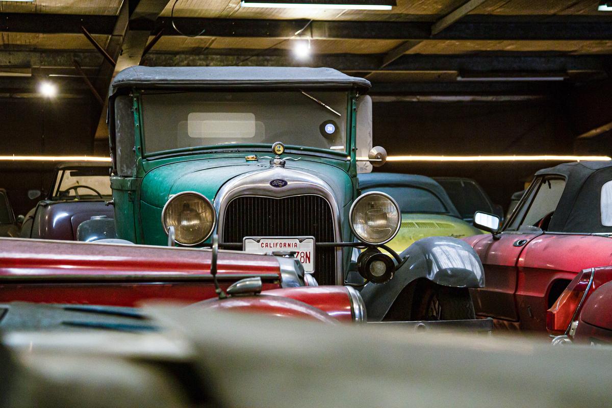 An assortment of classic cars with a Ford A Roadster 1929 in view, which will start bidding at 1,000 euros. (Courtesy of <a href="https://www.facebook.com/classiccarauctionsNL/">Classic Car Auctions</a>/<a href="https://www.classiccar-auctions.com/palmen">classiccar-auctions.com</a>)