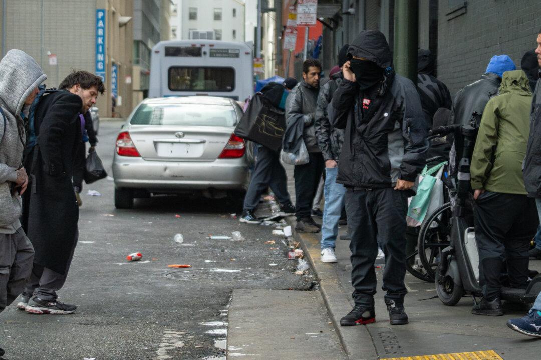 T-Mobile Closes San Francisco Flagship Store as Crime Spins Out of Control