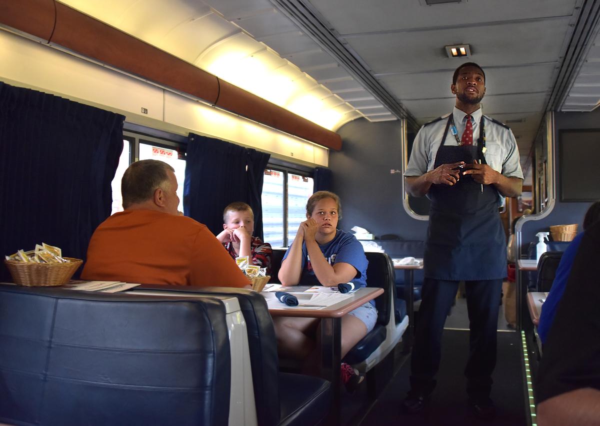 Services aboard the Sunset Limited include meal options. (Courtesy of Amtrak)