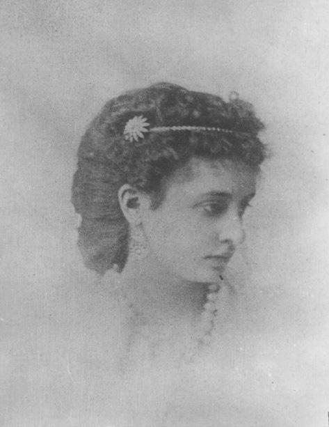 General MacArthur’s mother, “Pinky” (Mary Pinkney MacArthur), circa 1875, was the single most important person in his life. (Public Domain)