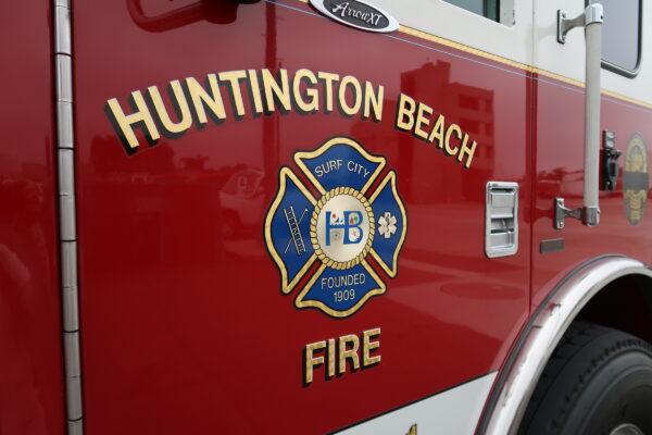 A Huntington Beach fire truck is seen in a file photo. (Sophie Li/The Epoch Times)