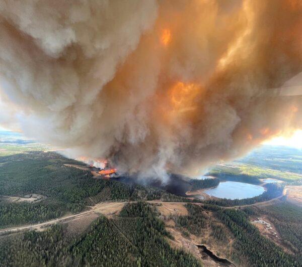 Smoke from an out-of-control fire near Lodgepole, Alta., is shown in this May 4, 2023, handout photo. (The Canadian Press/Alberta Wildfire)