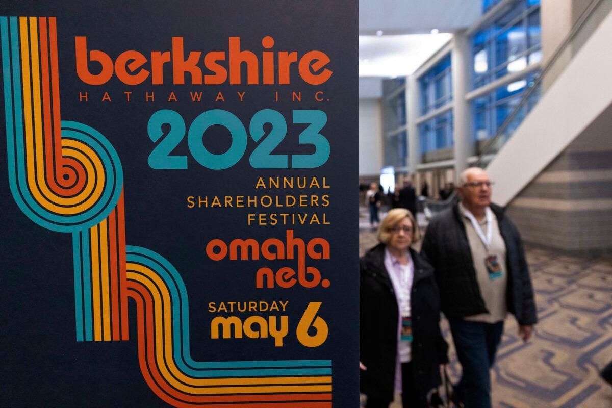 Shareholders arrive for the Berkshire Hathaway annual meeting on Saturday, May 6, 2023, in Omaha, Neb. (AP Photo/Rebecca S. Gratz)
