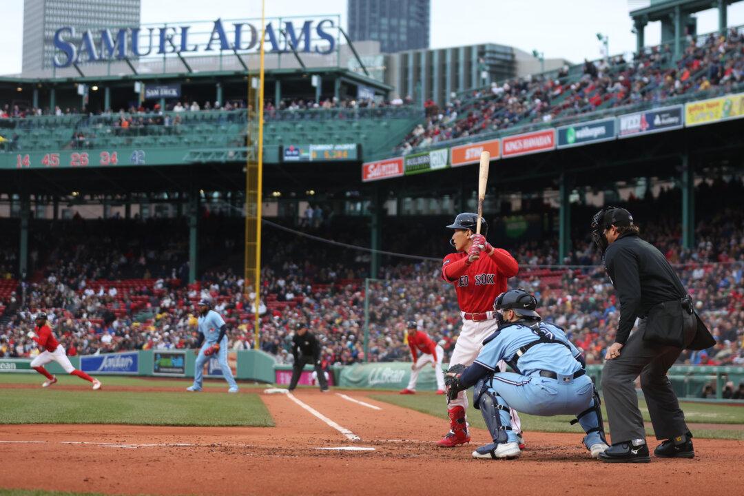Fenway Park Bud Light Lines Empty Amidst Boycott