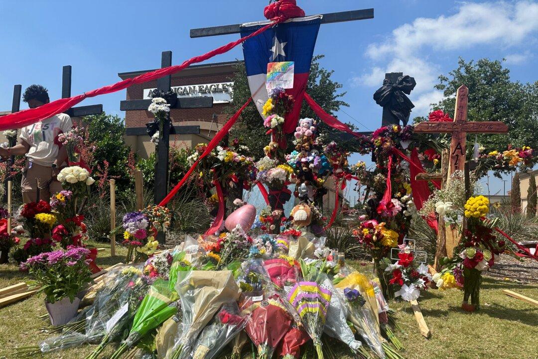 Texas Outdoor Mall Shooting: Prayer Vigil, 8 Victims Identified