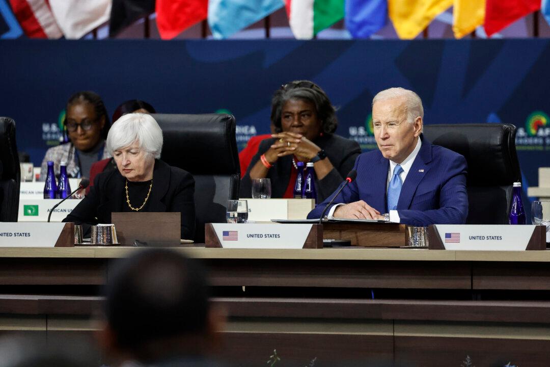 Government Employees Sue Biden, Yellen to Force Override of Debt Ceiling
