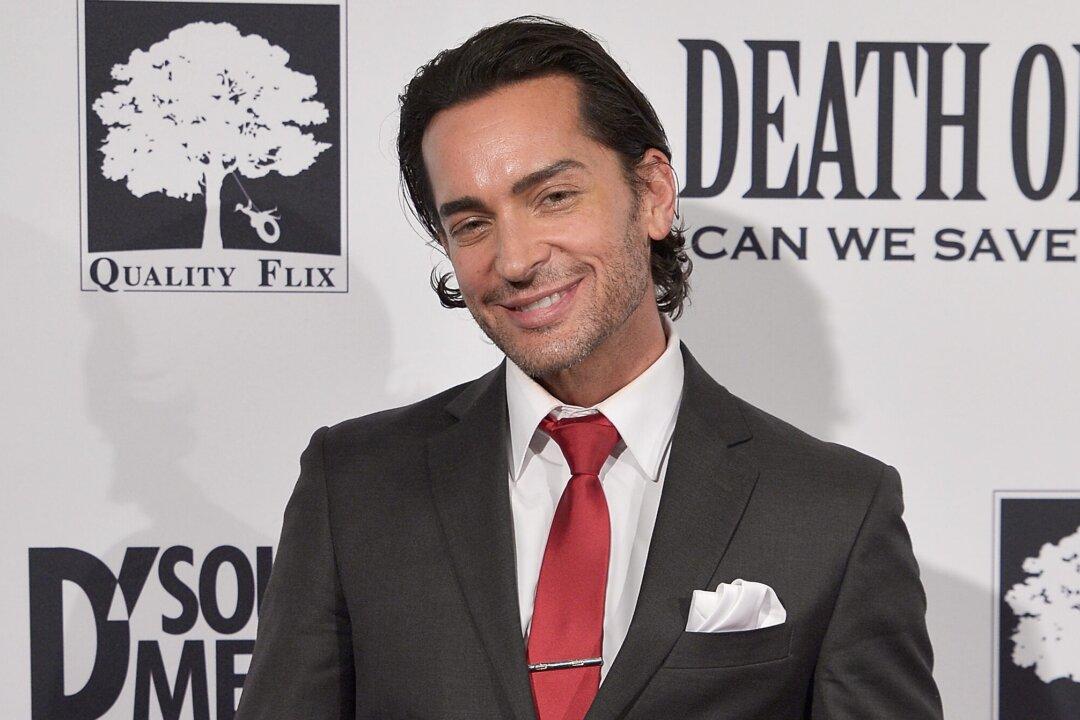 Brandon Straka: Tucker Carlson ‘One of the Few People’ Who Helped Him Tell His Jan. 6 Story