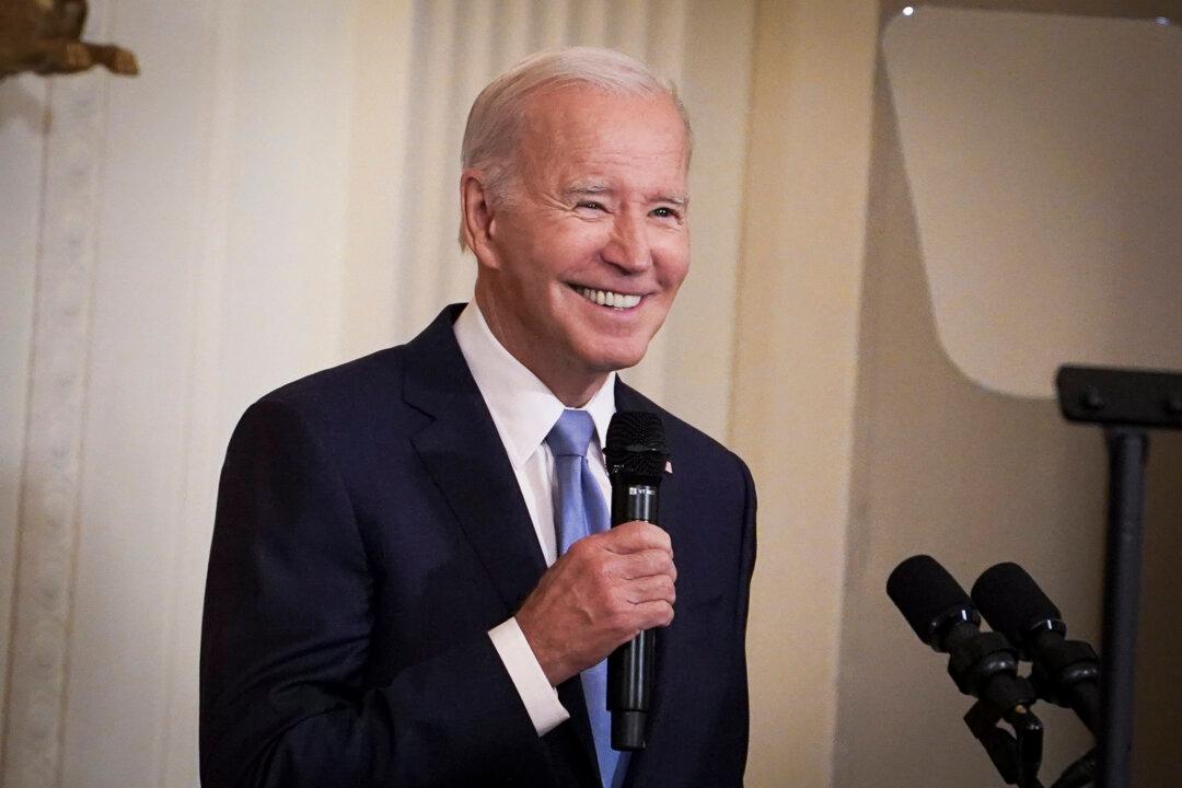 Biden Vetoes Bill Restoring Tariffs on Some Chinese Solar Panels