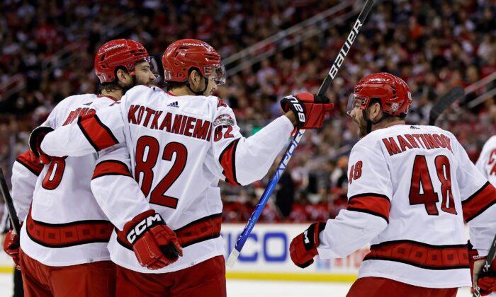 Hurricanes Have 5-G 2nd, Rout Devils 6–1 for 3–1 Lead