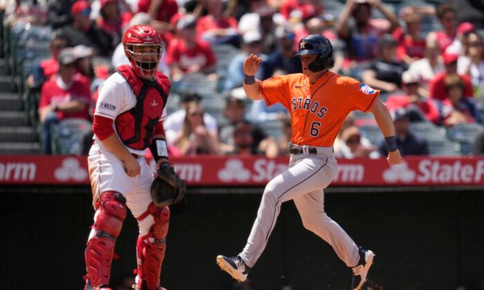 Astros Hang on After Ohtani’s 2-Run Homer in 9th Inning, Beat Angels 5–4