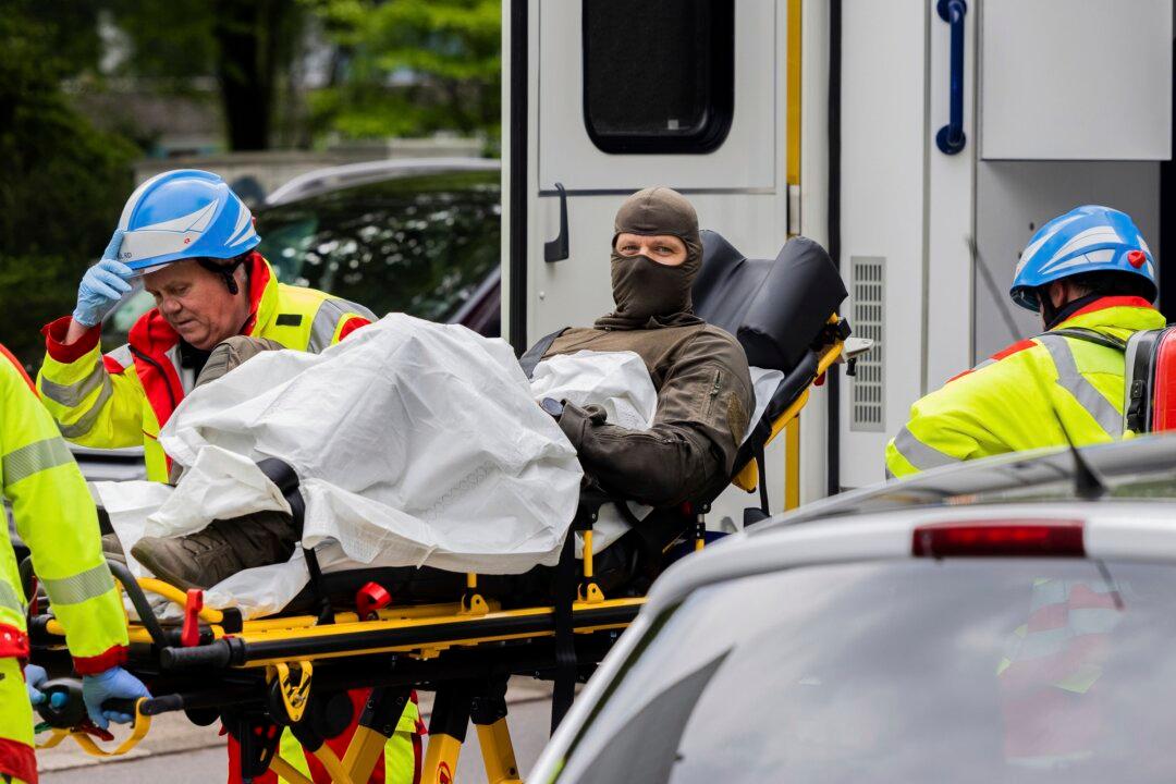 Suspect Detained After Blast at Residential Building in Germany Injures Police, Firefighters