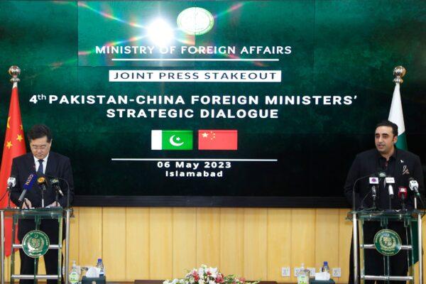 Pakistan's Foreign Minister Bilawal Bhutto Zardari (R) addresses a joint press conference with his Chinese counterpart Qin Gang at the foreign ministry in Islamabad on May 6, 2023. (STR/AFP via Getty Images)