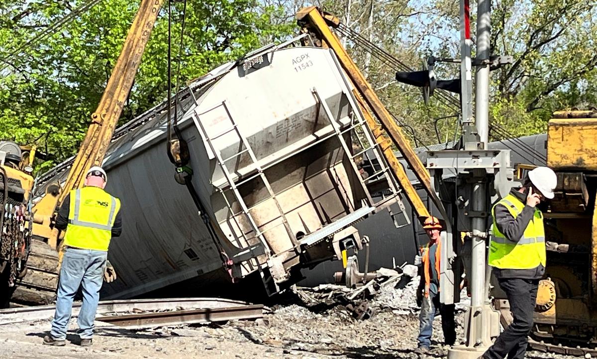 9 Railcars From Norfolk Southern Train Derail in Pennsylvania, No Hazardous Chemicals on Board