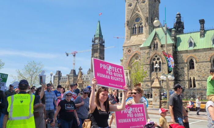 ‘Protect All Human Beings’: Thousands Gather in Ottawa for Annual ’March for Life' Rally