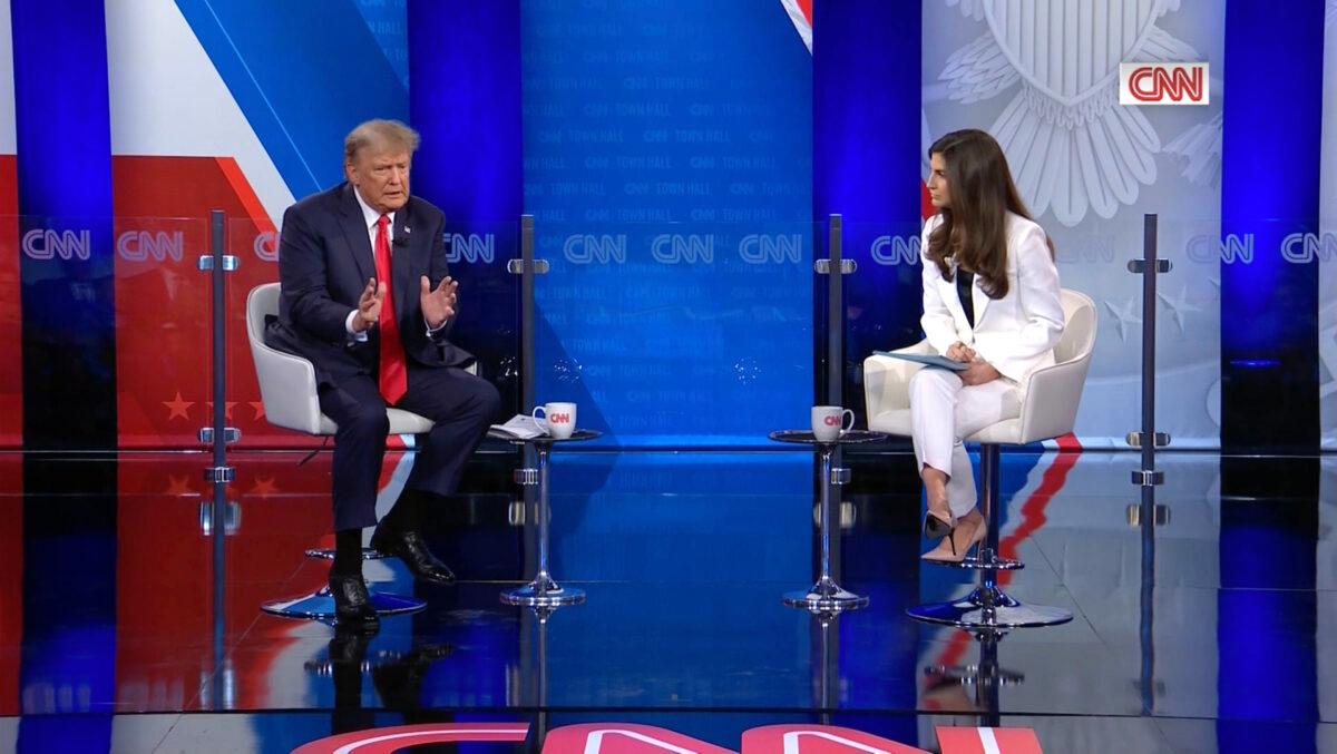 Former President Donald Trump (L) speaks at a CNN Town Hall with CNN’s Kaitlan Collins at St. Anselm College in Manchester, N.H., on May 10, 2023, in a still from video. (CNN/Screenshot via The Epoch Times)