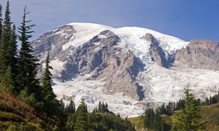 Mount Rainier National Park Considers Timed-Entry Reservations