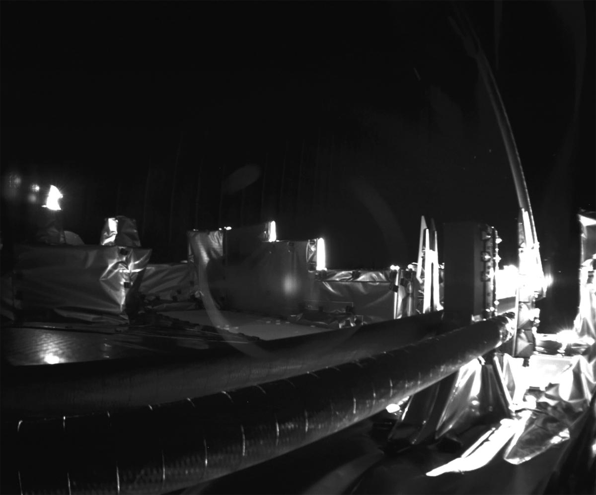 Stuck Antenna Freed on Jupiter-Bound Spacecraft