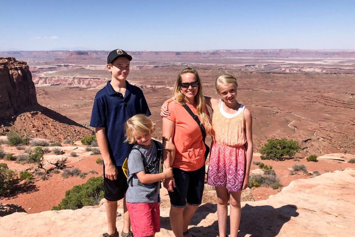 Jami Smith with her children in Moab, Utah, in September 2022. (Courtesy of Jami Smith)