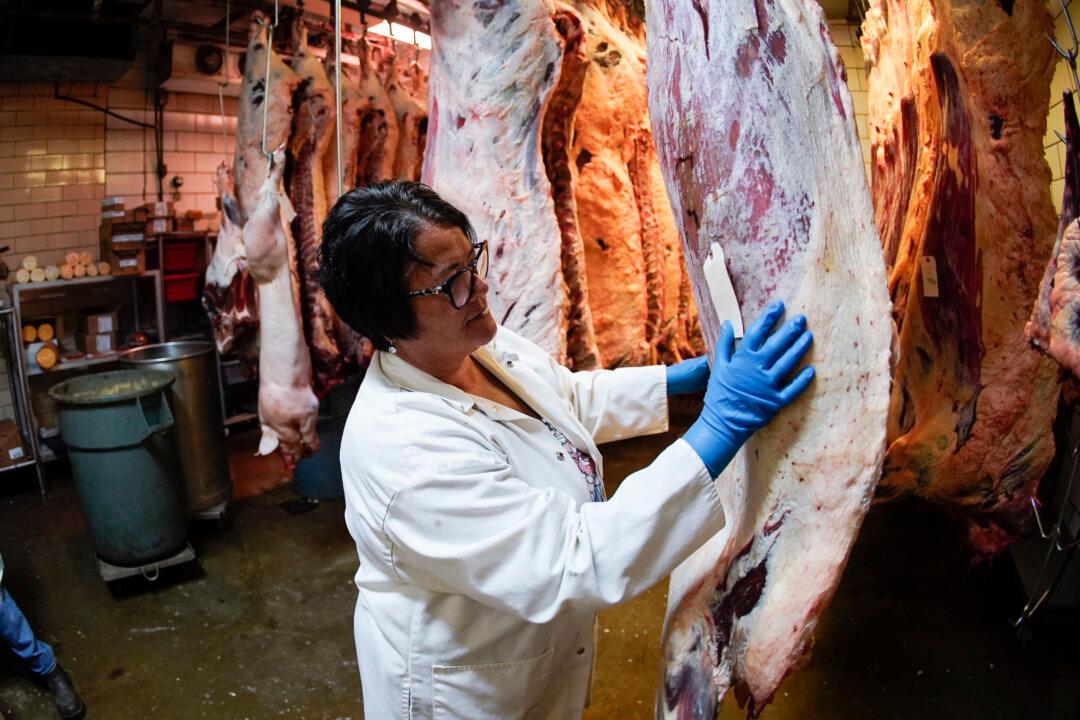 US Wholesale Price Data for April Points to Easing Inflation Pressures