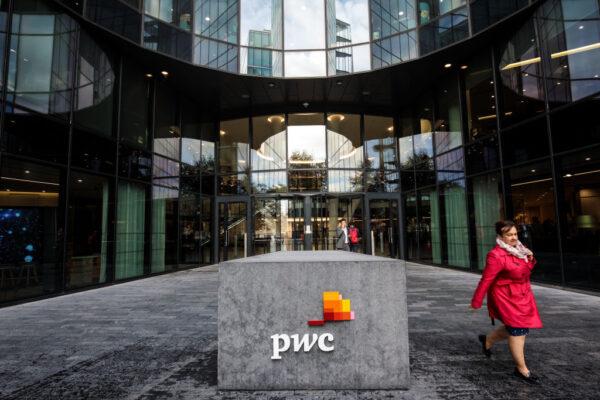 The PricewaterhouseCoopers (PwC) offices stand in More London Riverside in London, England, on Oct. 2, 2018. (Jack Taylor/Getty Images)
