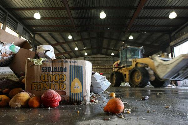 A box of food scraps that will be composted sits on the floor at the Norcal Waste Systems transfer station in San Francisco on April 21, 2009. (Justin Sullivan/Getty Images)