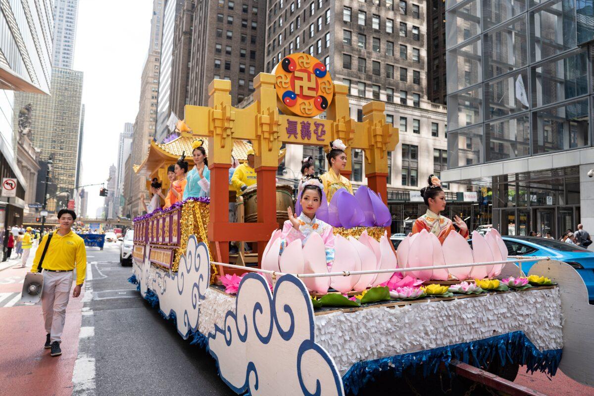 A float in a World Falun Dafa Day parade in New York on May 12, 2023. (Samira Bouaou/The Epoch Times)