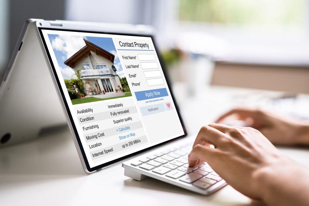 Homebuyers Struggle as Mortgage Rates Hit Highest Level Since 2000