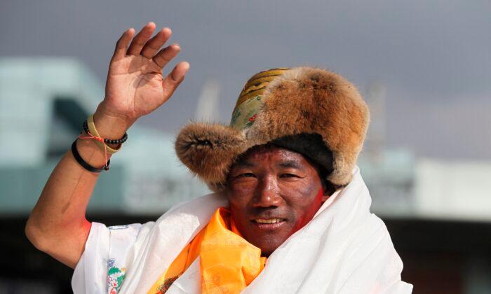 Nepal’s Sherpa Guide Regains Title for Most Climbs of Mount Everest After 27th Trip