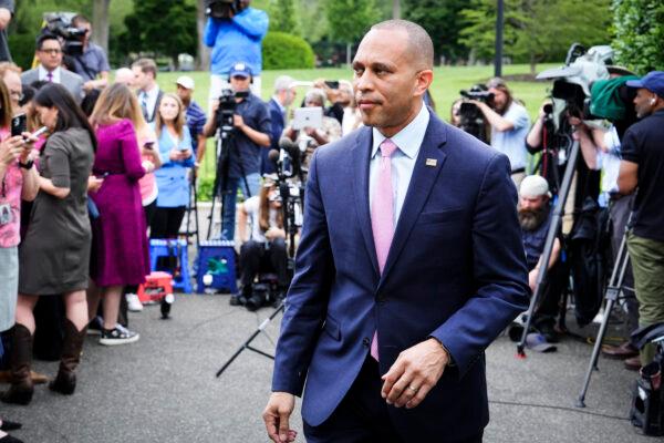 House Minority Leader Hakeem Jeffries (D-N.Y.) leaves a press briefing with reporters after meeting President Joe Biden and other leaders at the White House in Washington on May 16, 2023. (Madalina Vasiliu/The Epoch Times)