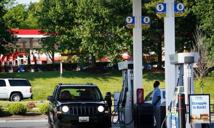 Gas Prices Hit 8-Month High as Oil Prices Keep Rising