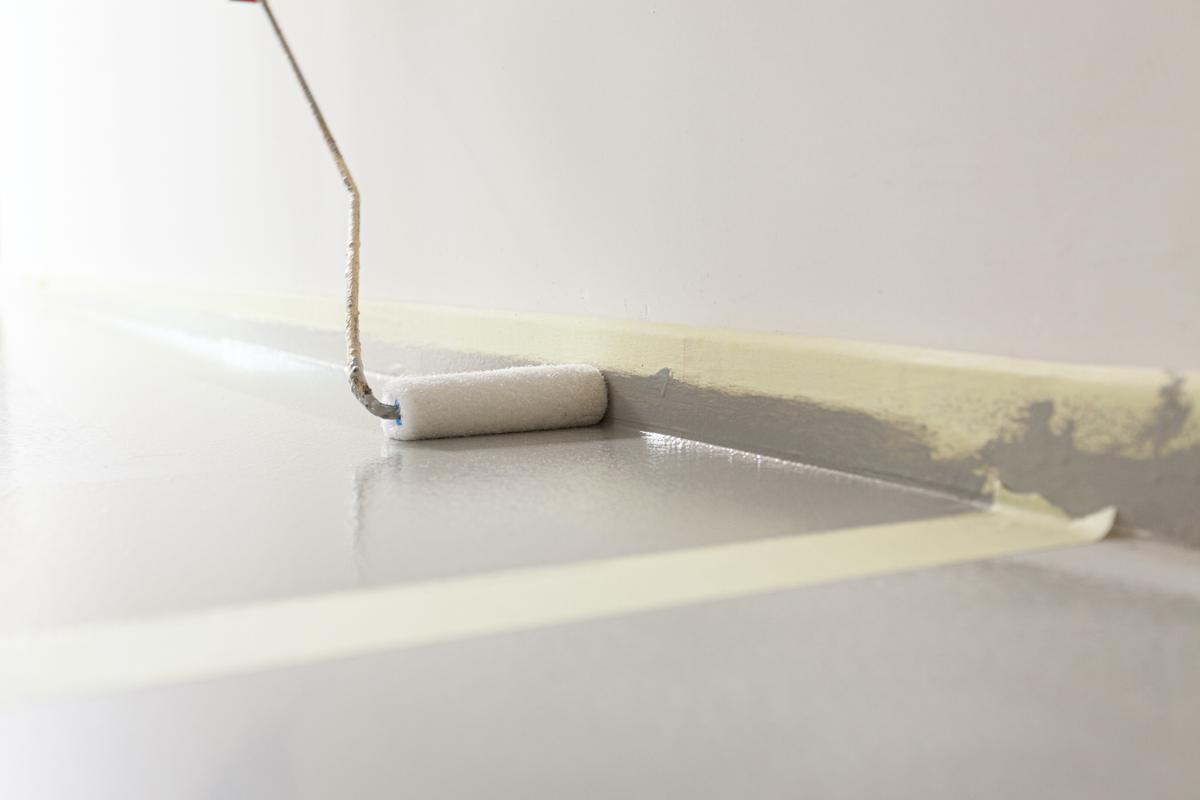 Refinish an Older Linoleum Floor With Paint