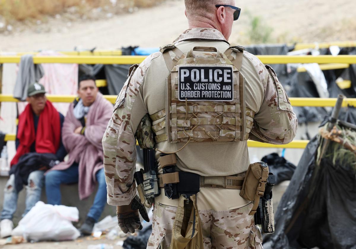 US Border Agents ‘Providing Care, Welfare Services’ to Illegal Immigrants: Official