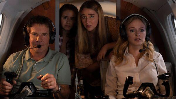 (L–R) Doug White (Dennis Quaid), daughters Bailey (Abigail Rhyne) and Maggie (Jessi Case), and wife Terri (Heather Graham) face a crisis in the single-engine plane, in "On a Wing and a Prayer." (MovieStillsDB)