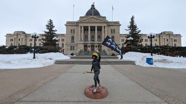 The Lady Liberty Statue of Hong Kong is showcased on the grounds of the Saskatchewan Legislative Building in Regina on March 22, 2023. (Courtesy of Parkie Li)