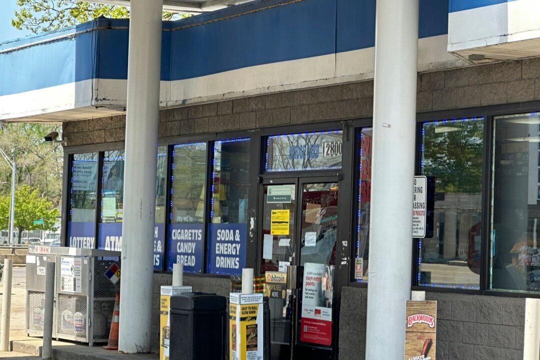 $200,000 Bail Set for Detroit Clerk Who Locked Door Before Customers Were Shot