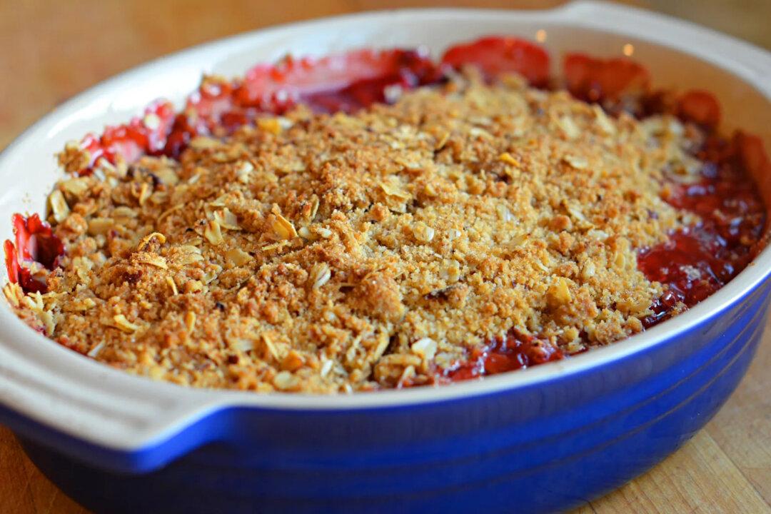 Strawberry Rhubarb Crisp