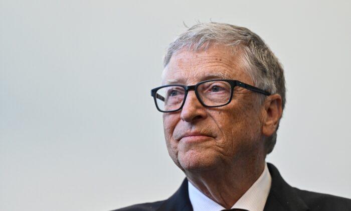 Jeffrey Epstein Tried to Blackmail Bill Gates, Microsoft Co-Founder Says