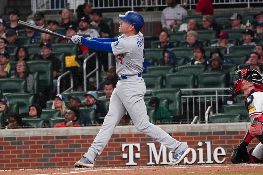 Freeman Hits Go-ahead 3-run HR in Atlanta Homecoming as Dodgers Rally, Beat Braves 8–6