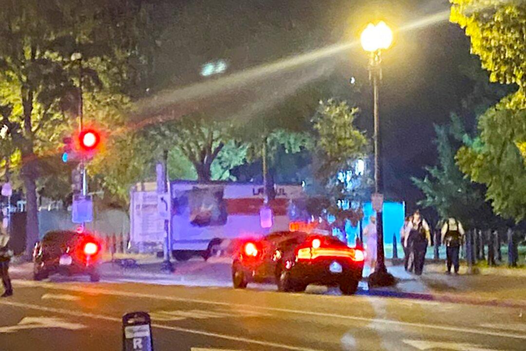 Missouri Man Accused of Deliberately Crashing U-Haul Truck Into Security Barrier Near White House