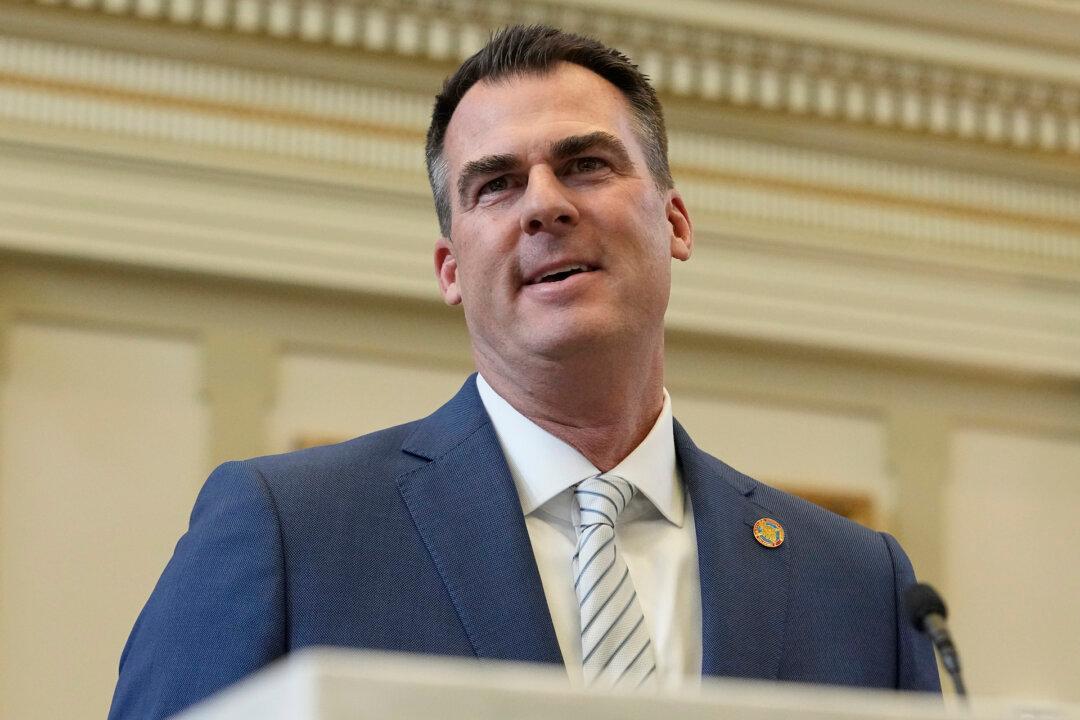 ANALYSIS: Oklahoma Gov. Applauds First Religious Charter School as Opponents Threaten Legal Action