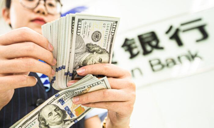 IN-DEPTH: Dangerous Global Shift From Dollar Driven by CCP and US Policy, Experts Say