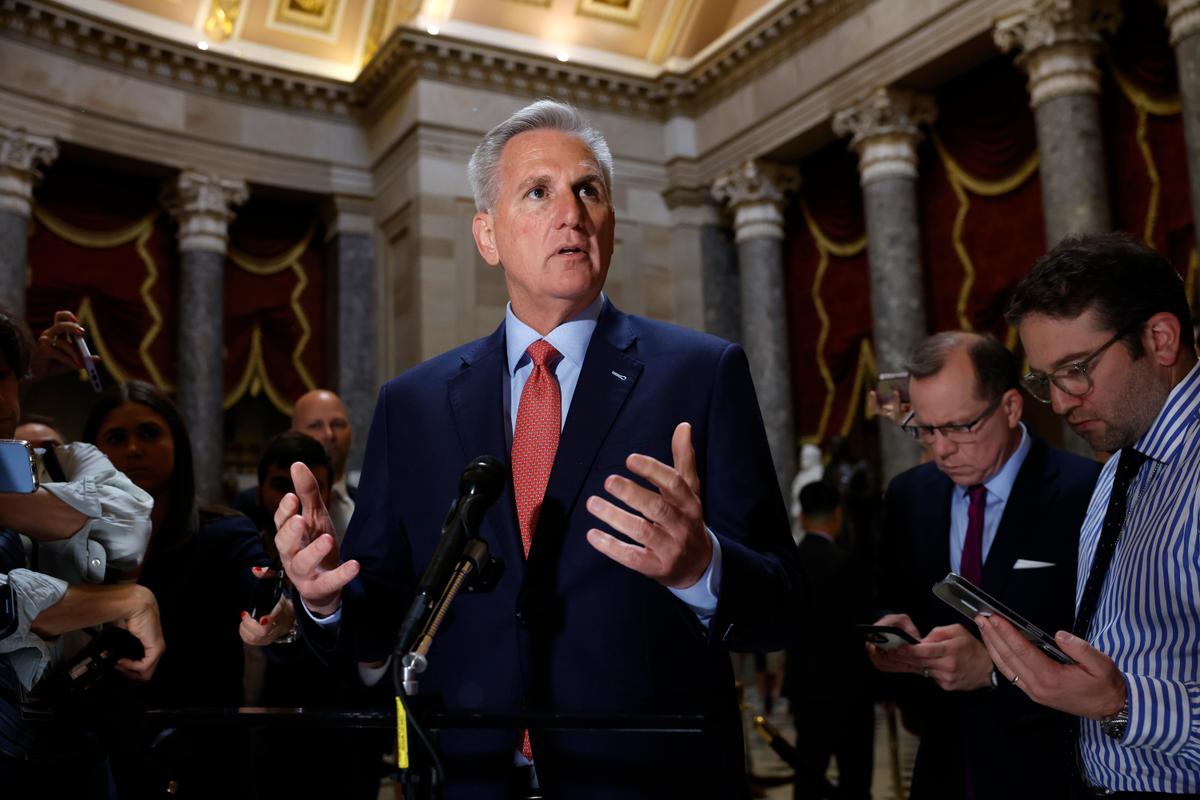 US Debt Default Could Help China Dethrone the Dollar