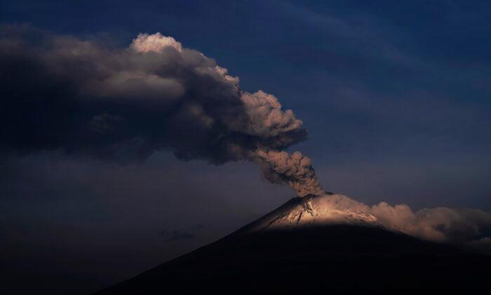 Volcano Rumbles Near Mexico City, Coating Towns With Ash, Disrupting Flights